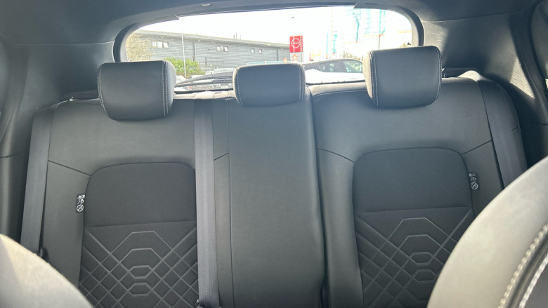 Nissan Juke 1.0 DiG-T 114 Tekna 5dr Petrol Hatchback